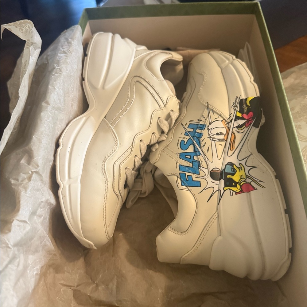 Gucci Flash Sneakers - White - Picture 2 of 15